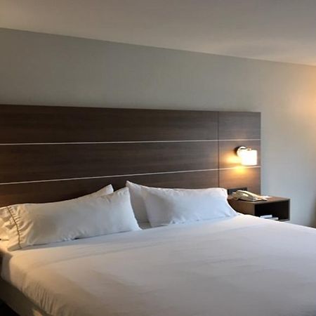 Holiday Inn Express North Tyler Dış mekan fotoğraf