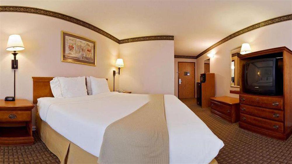 Holiday Inn Express North Tyler Dış mekan fotoğraf