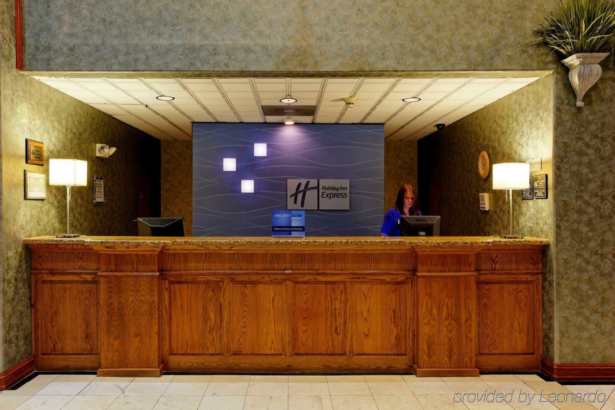 Holiday Inn Express North Tyler Dış mekan fotoğraf